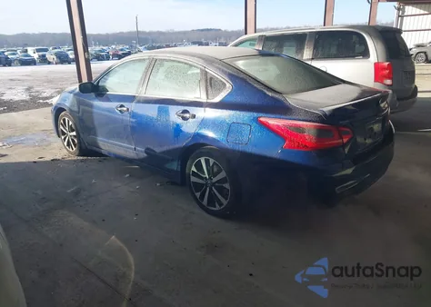 2016 Nissan Altima 2.5 z USA, uszkodzony, nr VIN 1N4AL3AP7GC269751